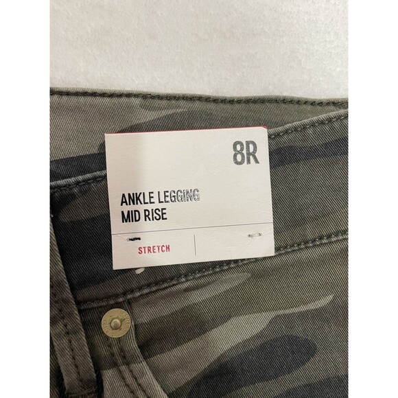 Express, Women's Stretch Ankle Zip Leggings Mid-Rise Size 8 Camou Pants - Picture 7 of 14